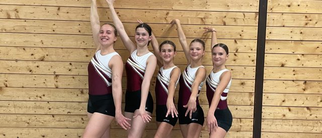 Kür-Turnerinnen erringen Sieg