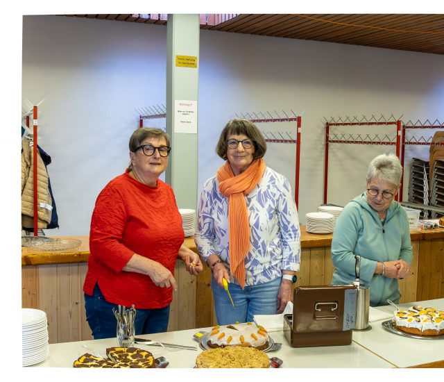 Unsere fleißigen Helferinnen hinter der Theke